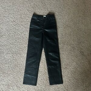 Aritzia Black Straight Leg Jeans Classic Style